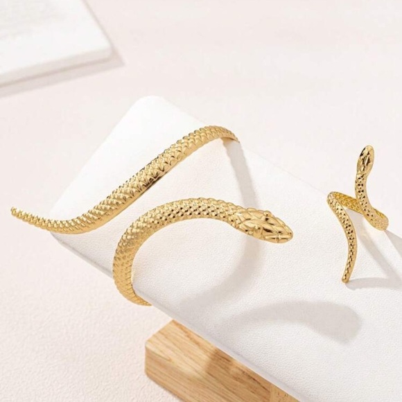 Anthropologie Serpenti Gold Snake Ring&Bracelet Set - Picture 4 of 9